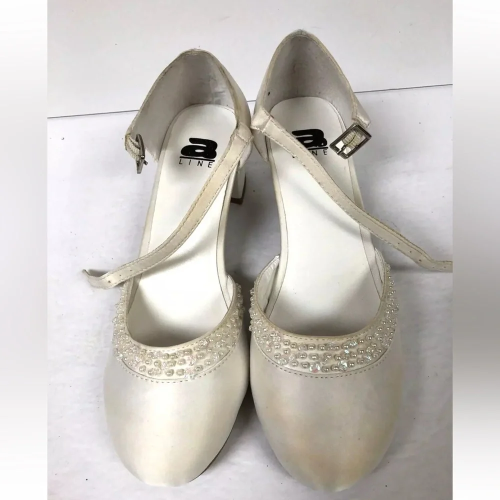 A Line Kids’ Bone Satin Ankle Strap Pumps, Girls’ Size 3 M.